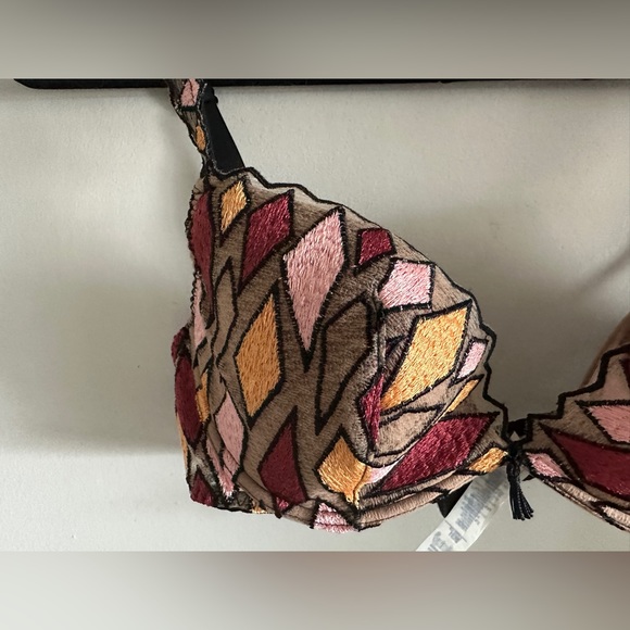 Maison Lejaby Paris Vintage Bra NWOT - Picture 4 of 8